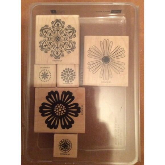 INVENTORY REDUCTION SALE. Stampin Up Mixed Bunch Stamp Set B6 - Picture 1 of 3